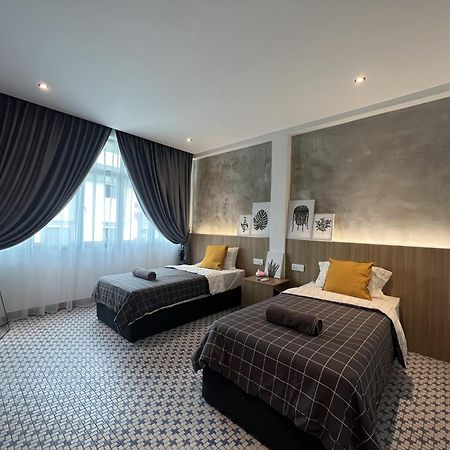Ninety Guest House Ipoh Ngoại thất bức ảnh